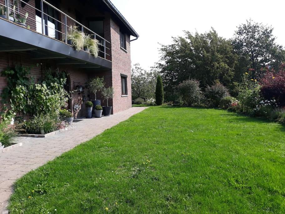 Studio Au Jardin Fleuri Verviers Bagian luar foto
