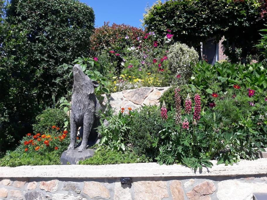 Studio Au Jardin Fleuri Verviers Bagian luar foto