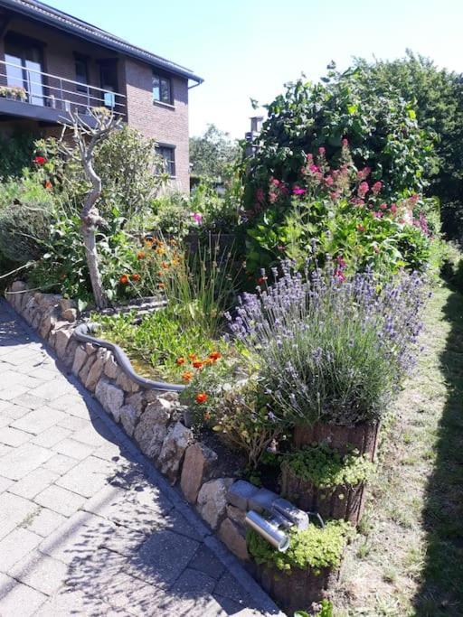 Studio Au Jardin Fleuri Verviers Bagian luar foto